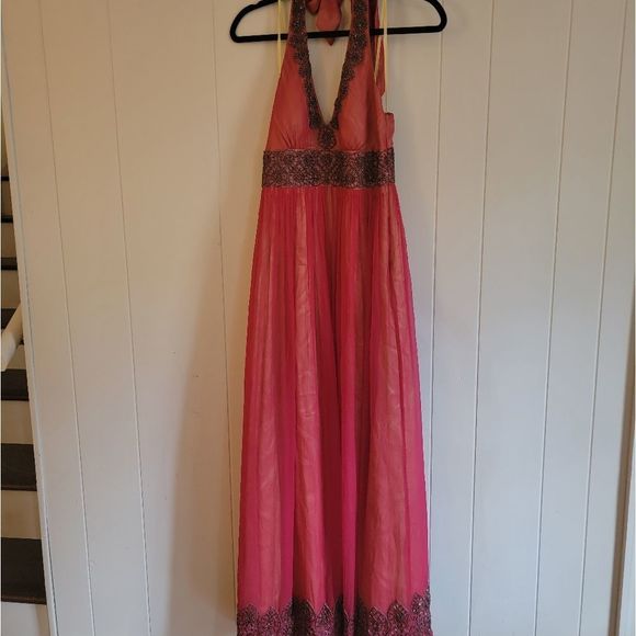 Adrianna Papel Evening gown - Picture 1 of 6